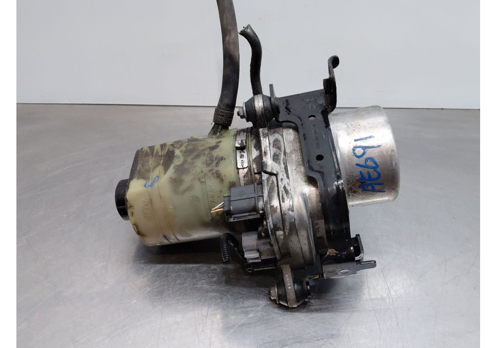 Recambio de bomba direccion para ford focus ii (da_, hcp, dp) 2.0 tdci referencia OEM IAM 1357374  