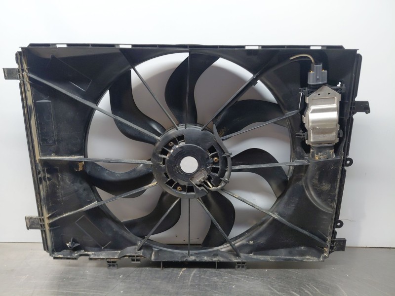 Recambio de electroventilador para mercedes-benz clase a (w176) design referencia OEM IAM A2465000064  