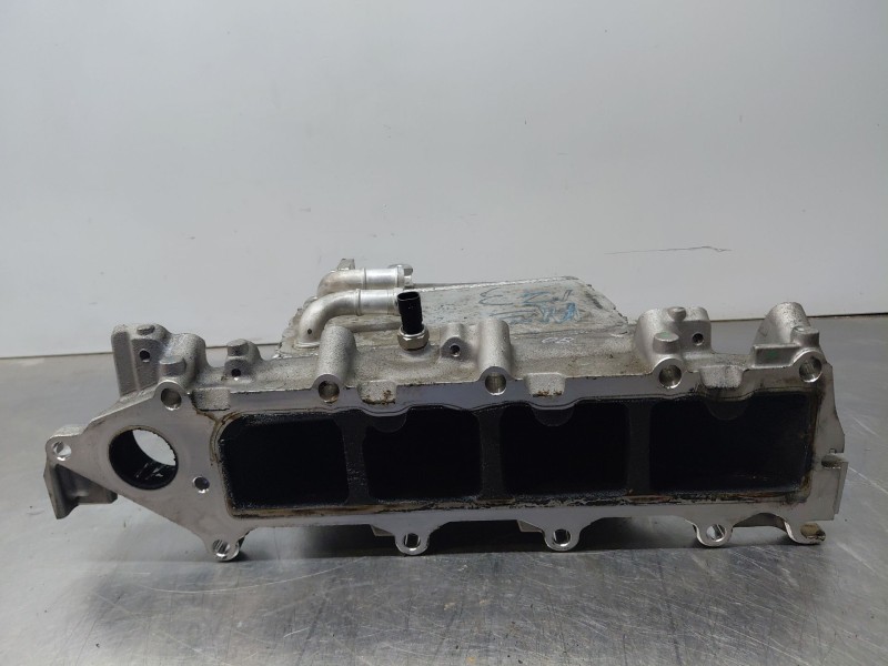 Recambio de colector admision para seat ateca style go referencia OEM IAM 4L129766AM 04L129766AL 