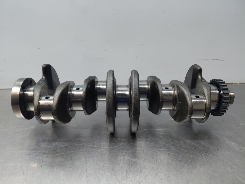 Recambio de cigueñal para seat ateca style go referencia OEM IAM 04L105021D  