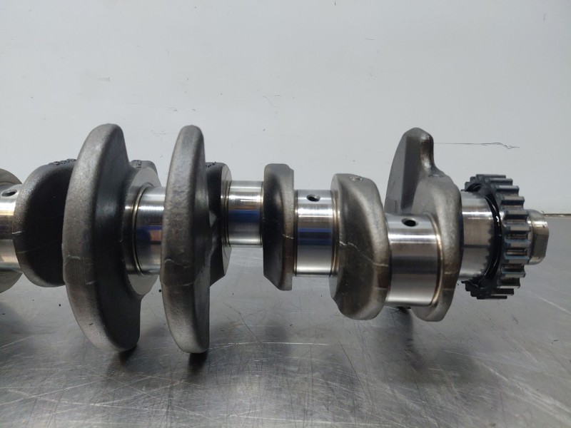 Recambio de cigueñal para seat ateca style go referencia OEM IAM 04L105021D  