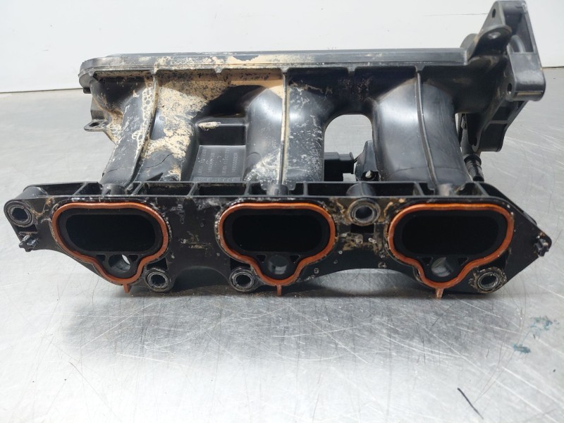 Recambio de colector admision para dacia sandero iii driving referencia OEM IAM 140039673R  