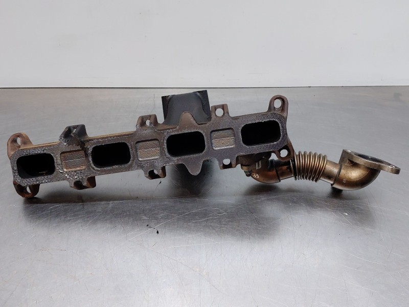 Recambio de colector escape para iveco daily 35s16 35-160 referencia OEM IAM 5801921802  