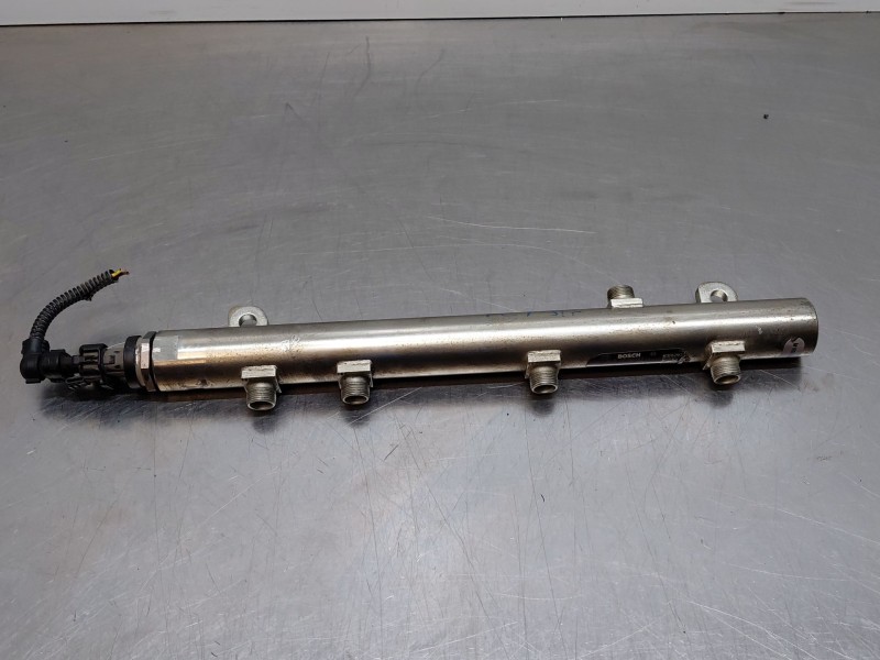 Recambio de rampa inyectora para iveco daily 35s16 35-160 referencia OEM IAM   