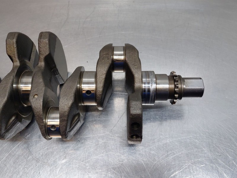 Recambio de cigueñal para hyundai kona hybrid referencia OEM IAM 6B02603U00  