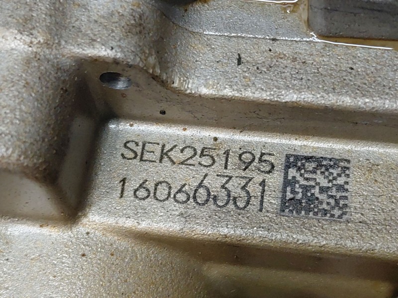 Recambio de bomba aceite para opel astra k lim. 5türig dynamic referencia OEM IAM 12666331  