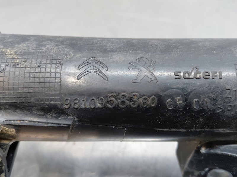 Recambio de tubo presion turbocompresor para peugeot 5008 allure referencia OEM IAM 9810958380  