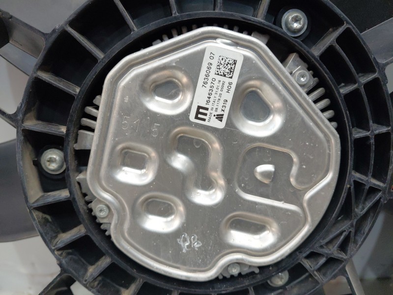 Recambio de electroventilador para bmw mini (f56) d referencia OEM IAM 17427617608  