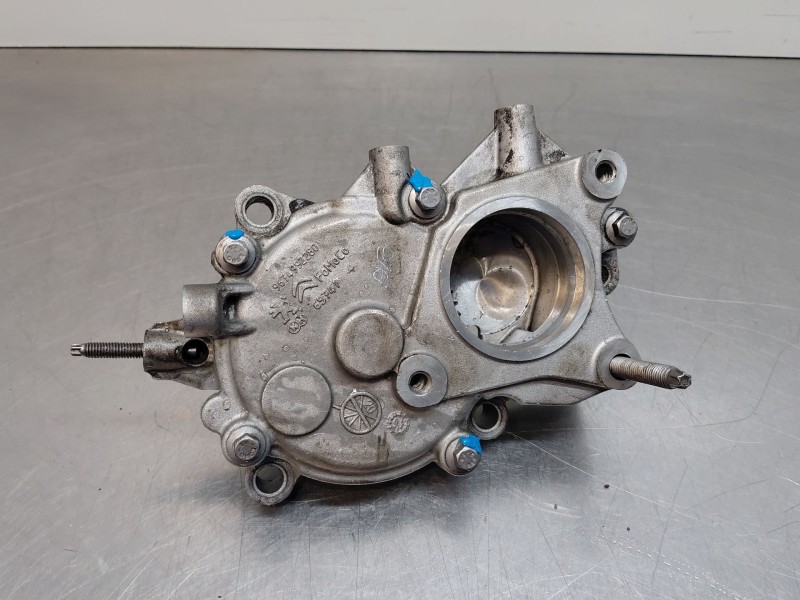 Recambio de depresor freno / bomba vacio para peugeot boxer combi bus referencia OEM IAM 9674992180  