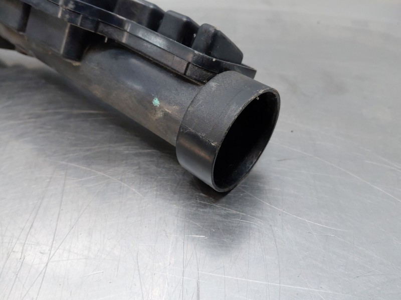 Recambio de tubo presion turbocompresor para peugeot 5008 allure referencia OEM IAM 9810958280  