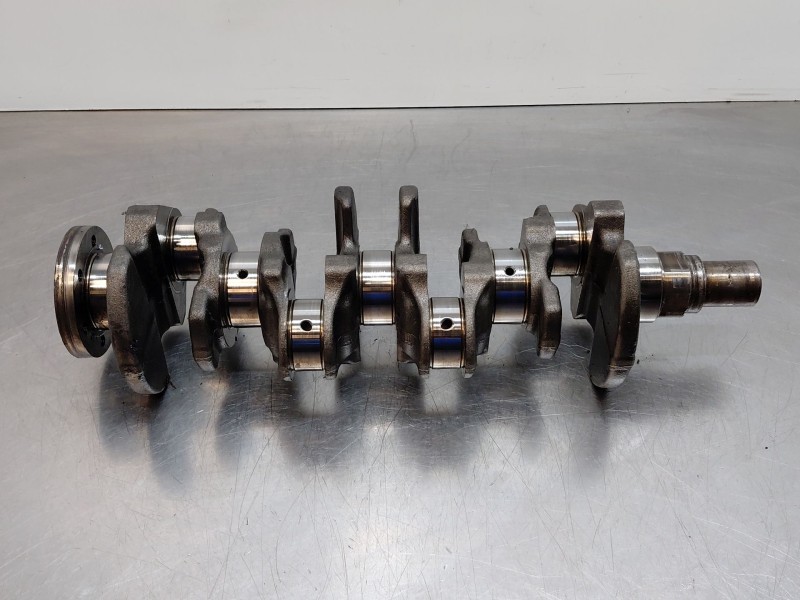 Recambio de cigueñal para peugeot 2008 (p2) bluehdi referencia OEM IAM 9827306980  