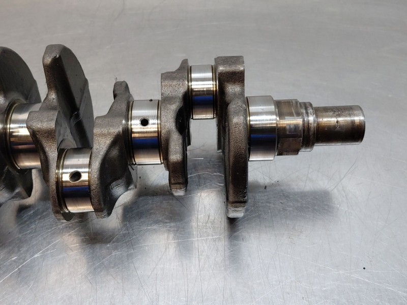 Recambio de cigueñal para peugeot 2008 (p2) bluehdi referencia OEM IAM 9827306980  