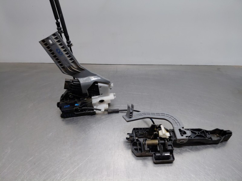 Recambio de cerradura puerta trasera izquierda para hyundai tucson (tl, tle) 1.7 crdi referencia OEM IAM 81410D7510  