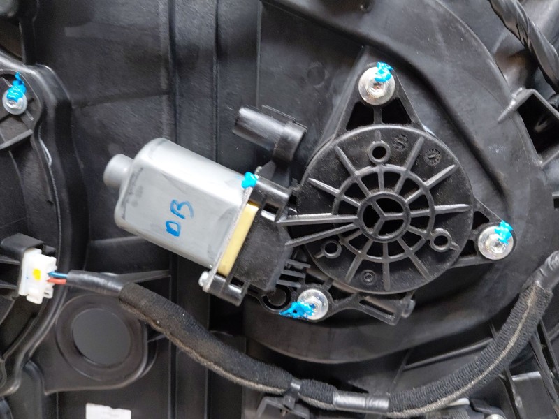 Recambio de elevalunas delantero derecho para hyundai tucson (tl, tle) 1.7 crdi referencia OEM IAM 82460D7000 82480D7180 