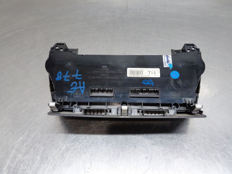 Recambio de mando climatizador para hyundai tucson (tl, tle) 1.7 crdi referencia OEM IAM 97250D7210TRY  