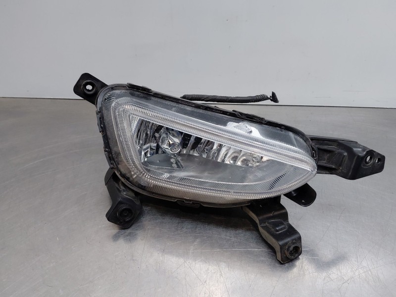 Recambio de faro antiniebla izquierdo para hyundai tucson (tl, tle) 1.7 crdi referencia OEM IAM 92201D7000  