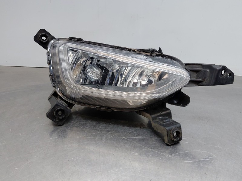 Recambio de faro antiniebla izquierdo para hyundai tucson (tl, tle) 1.7 crdi referencia OEM IAM 92201D7000  
