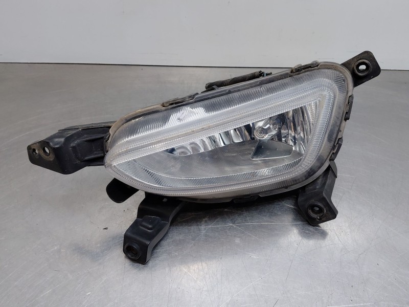Recambio de faro antiniebla derecho para hyundai tucson (tl, tle) 1.7 crdi referencia OEM IAM 92202D7000  