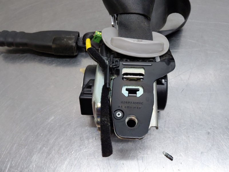 Recambio de cinturon seguridad delantero izquierdo para hyundai tucson (tl, tle) 1.7 crdi referencia OEM IAM 88810D7000TTX  