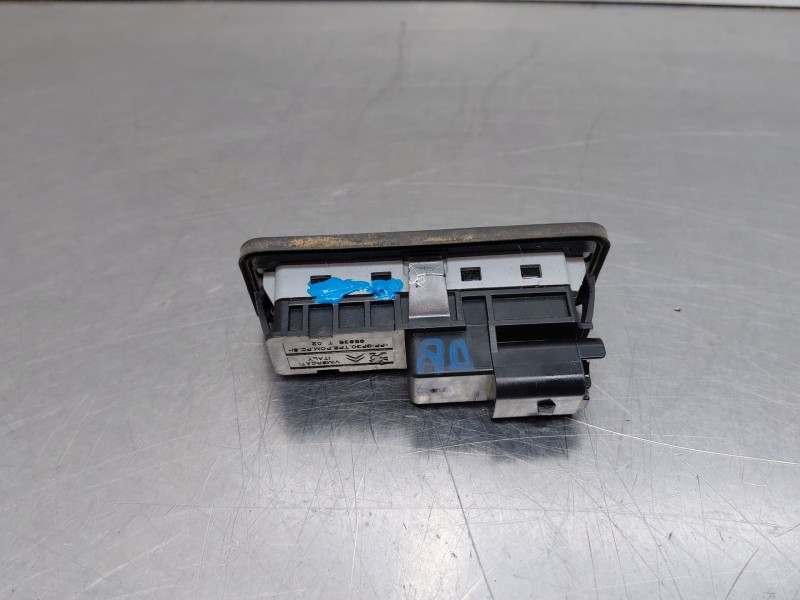 Recambio de maneta exterior porton para peugeot 5008 allure referencia OEM IAM 9676028380  