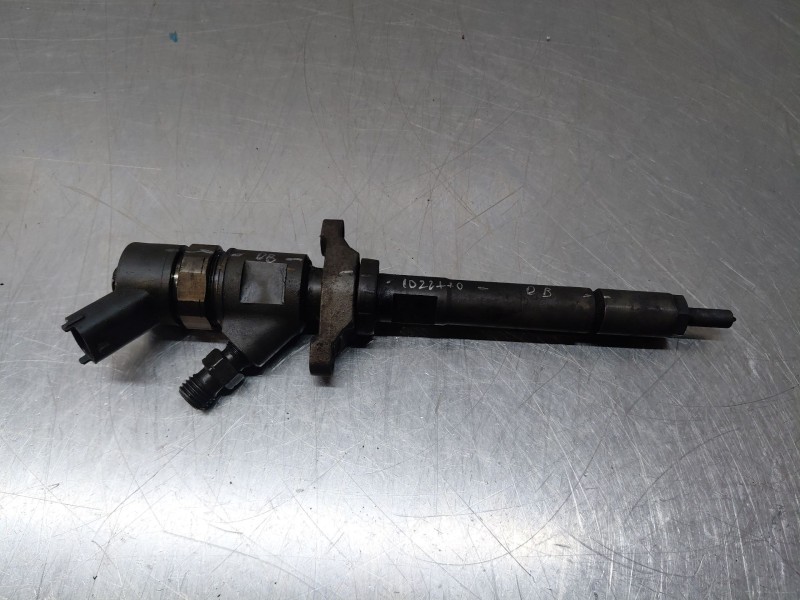 Recambio de inyector para peugeot 307 (3a/c) 1.6 hdi 110 referencia OEM IAM 0445110281  
