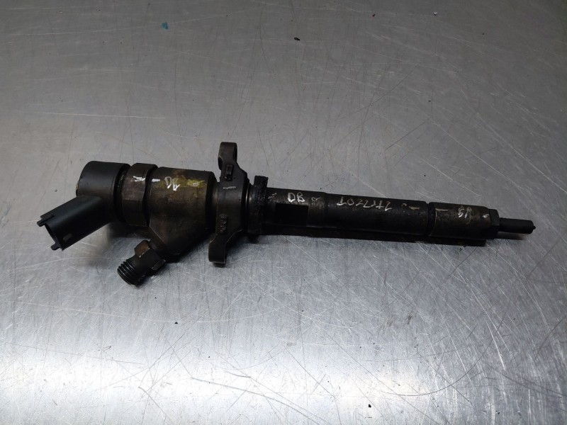 Recambio de inyector para peugeot 307 (3a/c) 1.6 hdi 110 referencia OEM IAM 0445110259  
