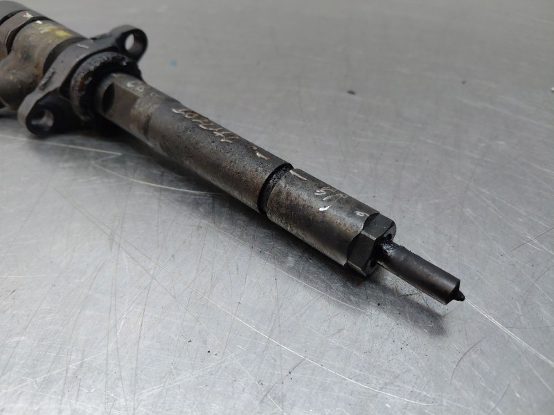 Recambio de inyector para peugeot 307 (3a/c) 1.6 hdi 110 referencia OEM IAM 0445110259  