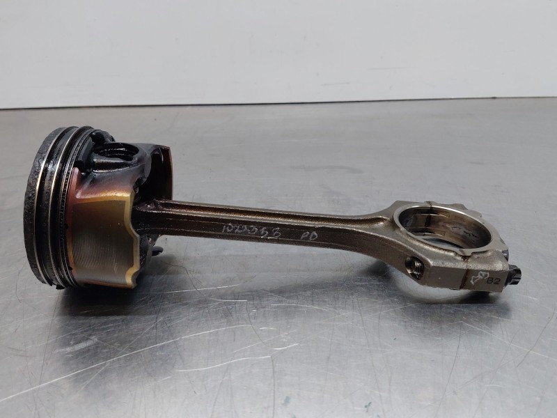 Recambio de biela para hyundai kona hybrid referencia OEM IAM 2351003HA0  