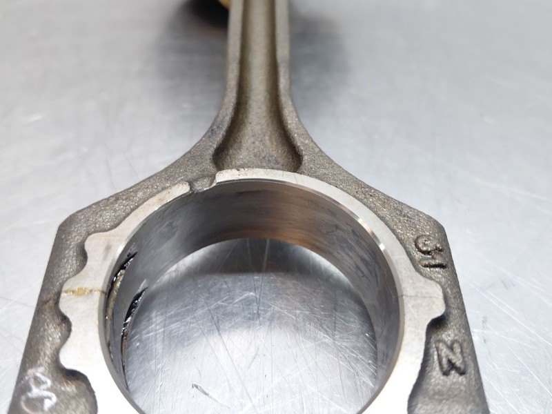 Recambio de biela para hyundai kona hybrid referencia OEM IAM 2351003HA0  