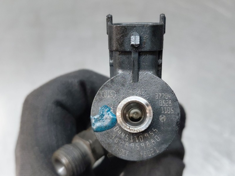 Recambio de inyector para peugeot rifter active pack referencia OEM IAM 9828959880 0445110955 