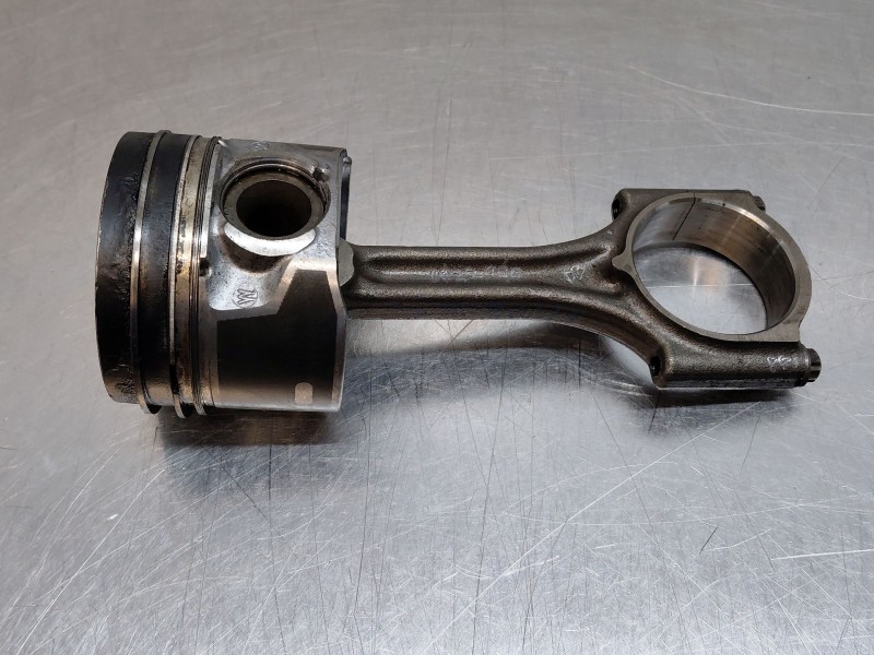 Recambio de biela para peugeot 2008 (p2) bluehdi referencia OEM IAM 1629031680  