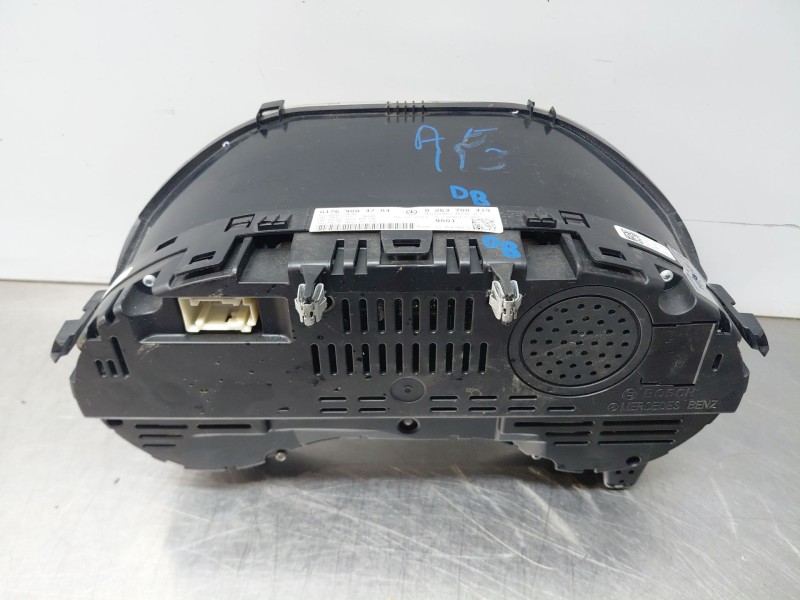 Recambio de cuadro instrumentos para mercedes-benz clase a (w176) design referencia OEM IAM A1769004704  