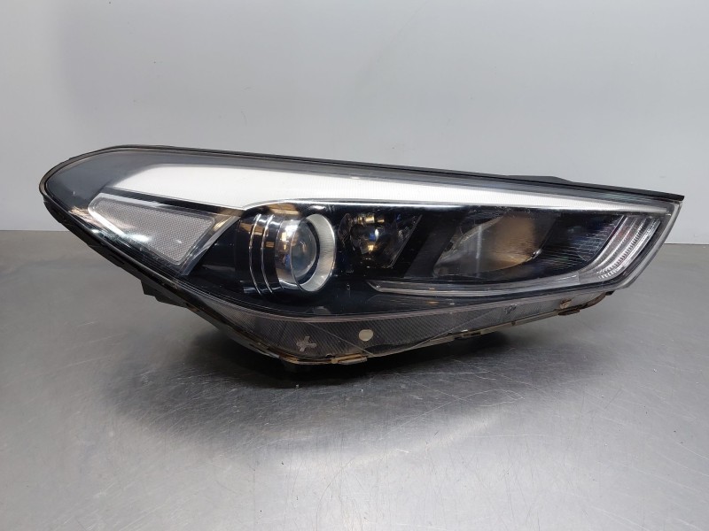 Recambio de faro derecho para hyundai tucson (tl, tle) 1.7 crdi referencia OEM IAM 92102D7101  