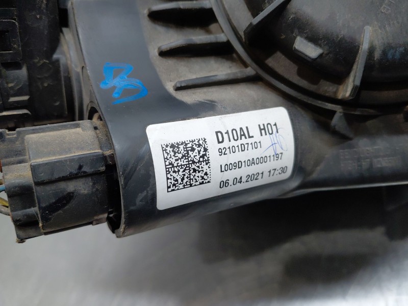 Recambio de faro izquierdo para hyundai tucson (tl, tle) 1.7 crdi referencia OEM IAM 92101D7101  