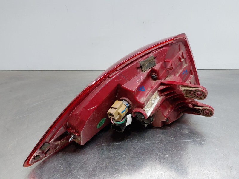 Recambio de piloto trasero derecho para hyundai tucson (tl, tle) 1.7 crdi referencia OEM IAM 92402D7100  