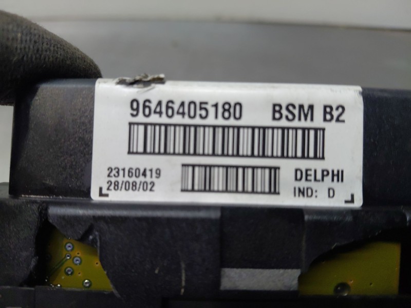 Recambio de caja reles / fusibles para peugeot 307 (3a/c) 1.6 16v referencia OEM IAM 9646405180  