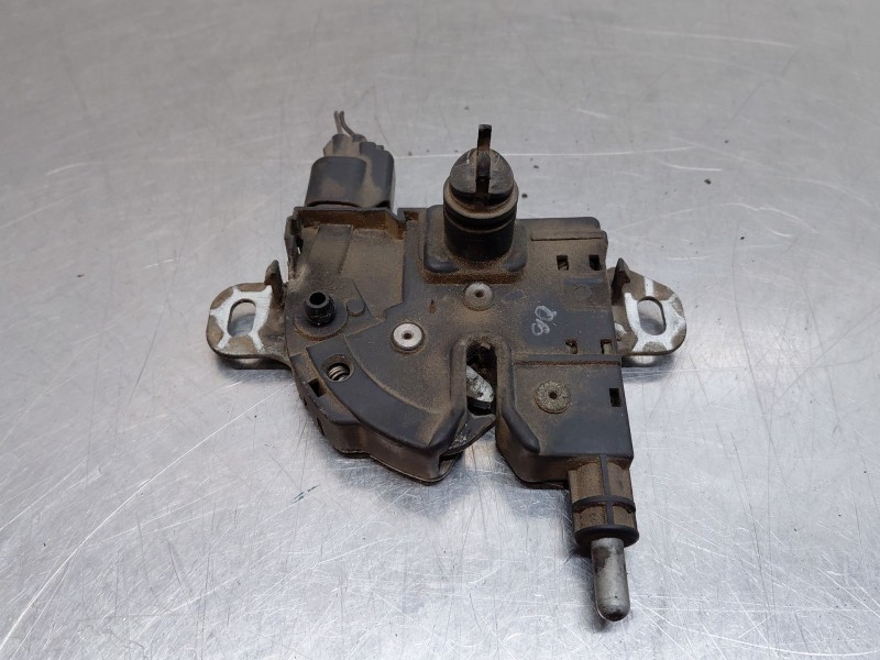 Recambio de cerradura capot para ford focus ii (da_, hcp, dp) 2.0 tdci referencia OEM IAM 4895286  