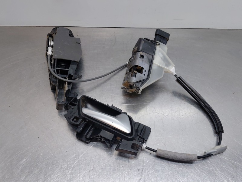 Recambio de cerradura puerta delantera derecha para peugeot 5008 allure referencia OEM IAM 9810423480  