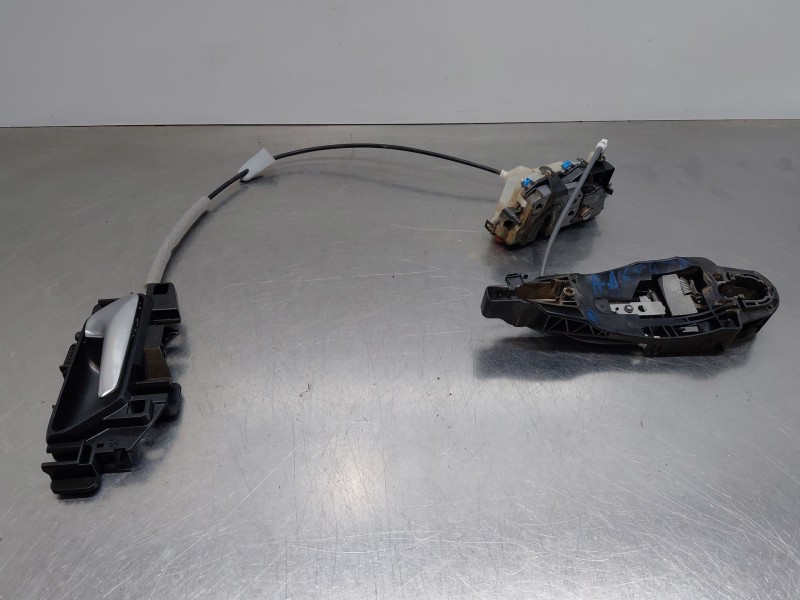 Recambio de cerradura puerta trasera derecha para peugeot 5008 allure referencia OEM IAM 9822829280  
