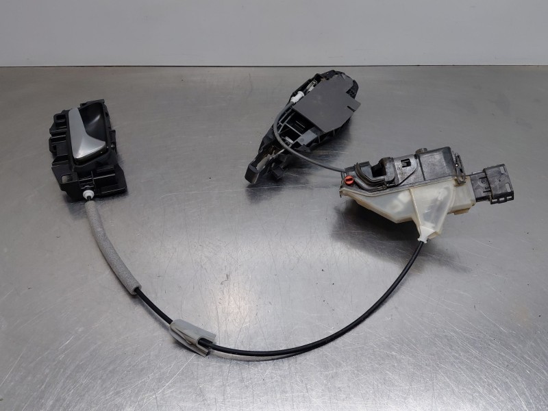 Recambio de cerradura puerta trasera derecha para peugeot 5008 allure referencia OEM IAM 9822829280  