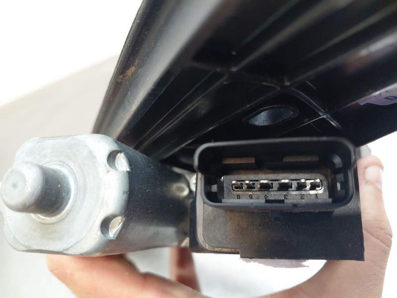 Recambio de elevalunas trasero derecho para peugeot 5008 allure referencia OEM IAM 9812642880  