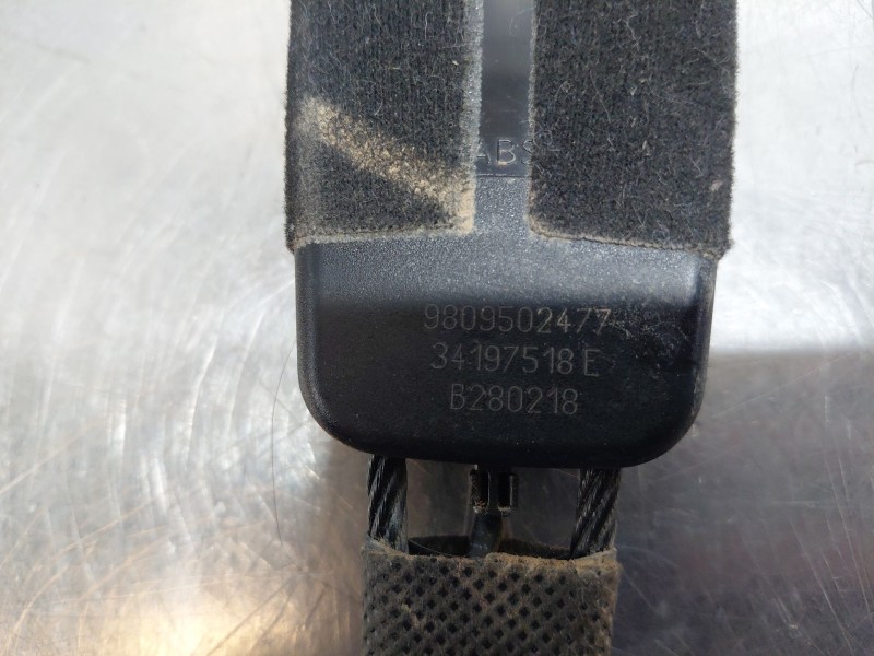 Recambio de enganche del cinturon delantero izq para peugeot 5008 allure referencia OEM IAM 98095024XX  