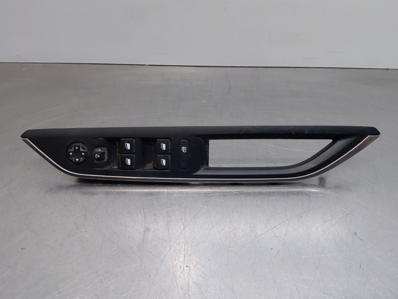 Recambio de mando elevalunas delantero izquierdo para peugeot 5008 allure referencia OEM IAM 98248414ZD  