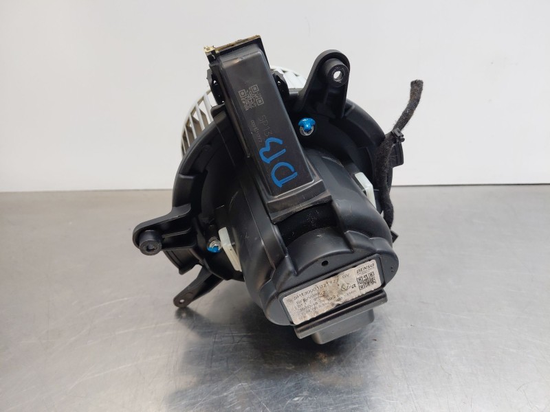 Recambio de motor calefaccion para peugeot 5008 allure referencia OEM IAM 1609690180  