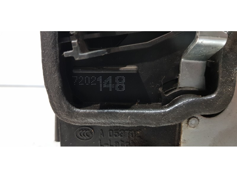 Recambio de cerradura puerta trasera derecha para bmw serie 1 berlina (e81/e87) 123d referencia OEM IAM 7202148  