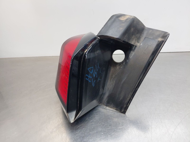 Recambio de piloto trasero izquierdo para peugeot 5008 allure referencia OEM IAM 9811028080  