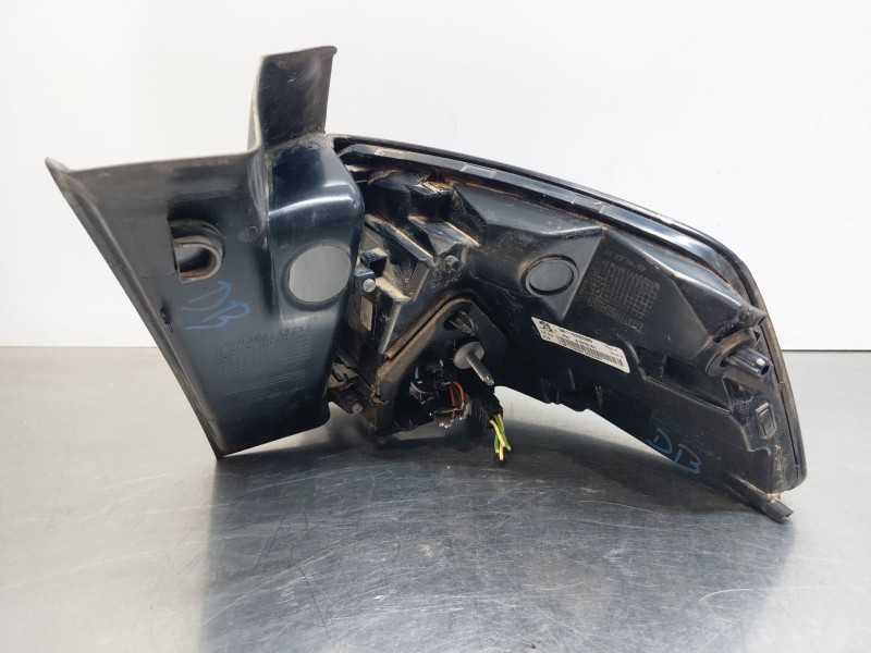 Recambio de piloto trasero izquierdo para peugeot 5008 allure referencia OEM IAM 9811028080  