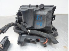 Recambio de caja reles / fusibles para mercedes-benz clase a (w176) design referencia OEM IAM A2469060093   2