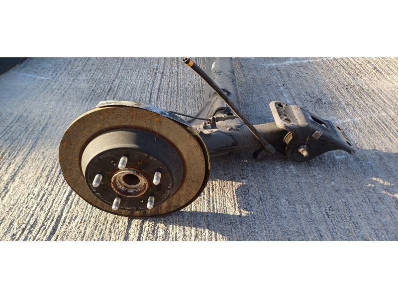 Recambio de puente trasero para hyundai kona klass 2wd referencia OEM IAM 55100J9000  