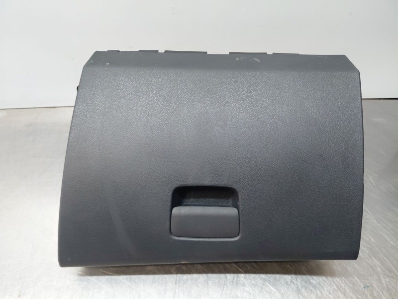 Recambio de guantera para mercedes-benz clase a (w176) design referencia OEM IAM A1766808600  